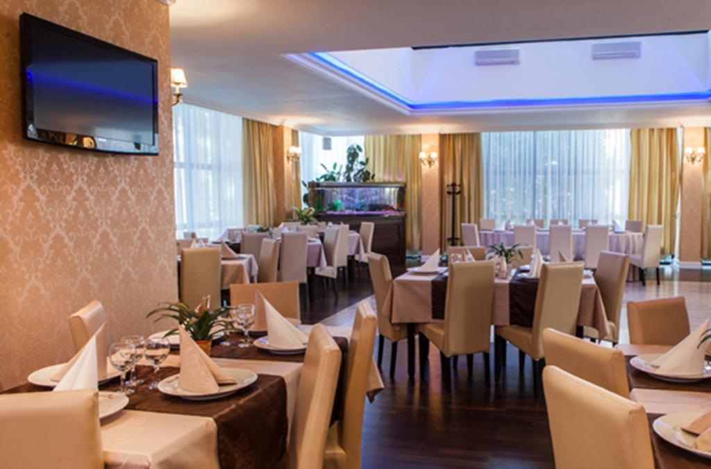 Hotel Rex سيفِسوارا المظهر الخارجي الصورة
