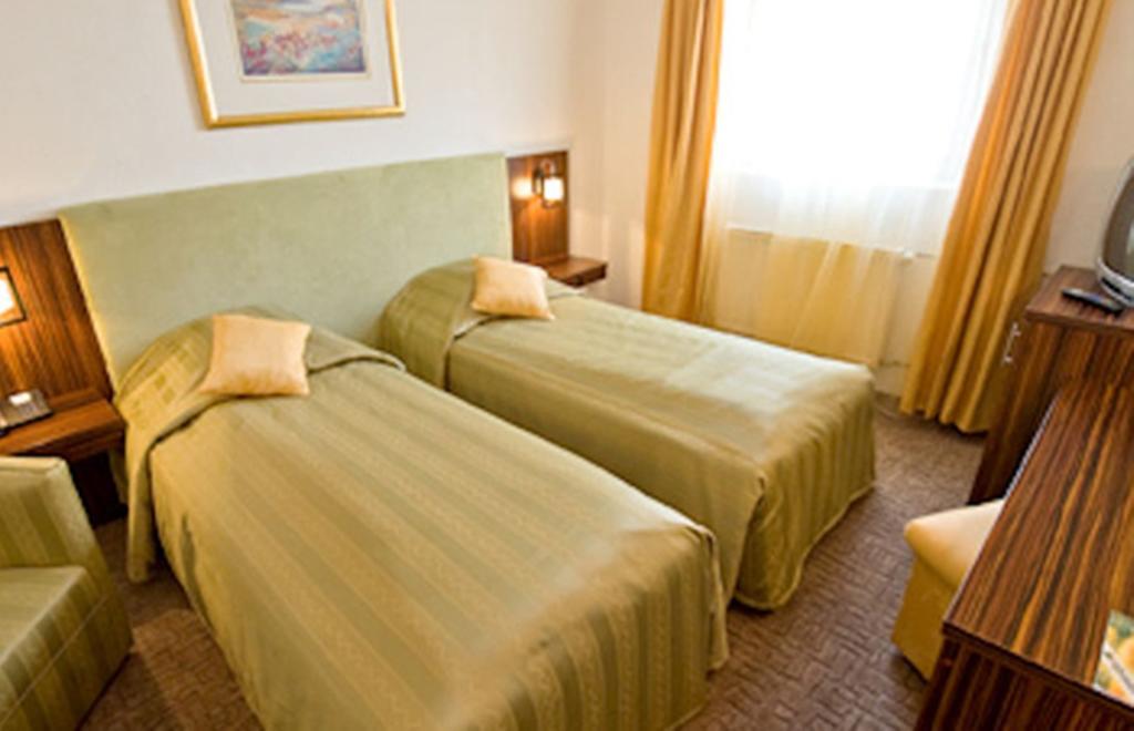 Hotel Rex سيفِسوارا الغرفة الصورة